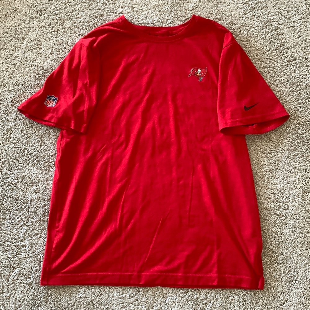 Large Red Nike Tampa Bay Buccaneers Short Sleeve Dri-Fit T-Shirt